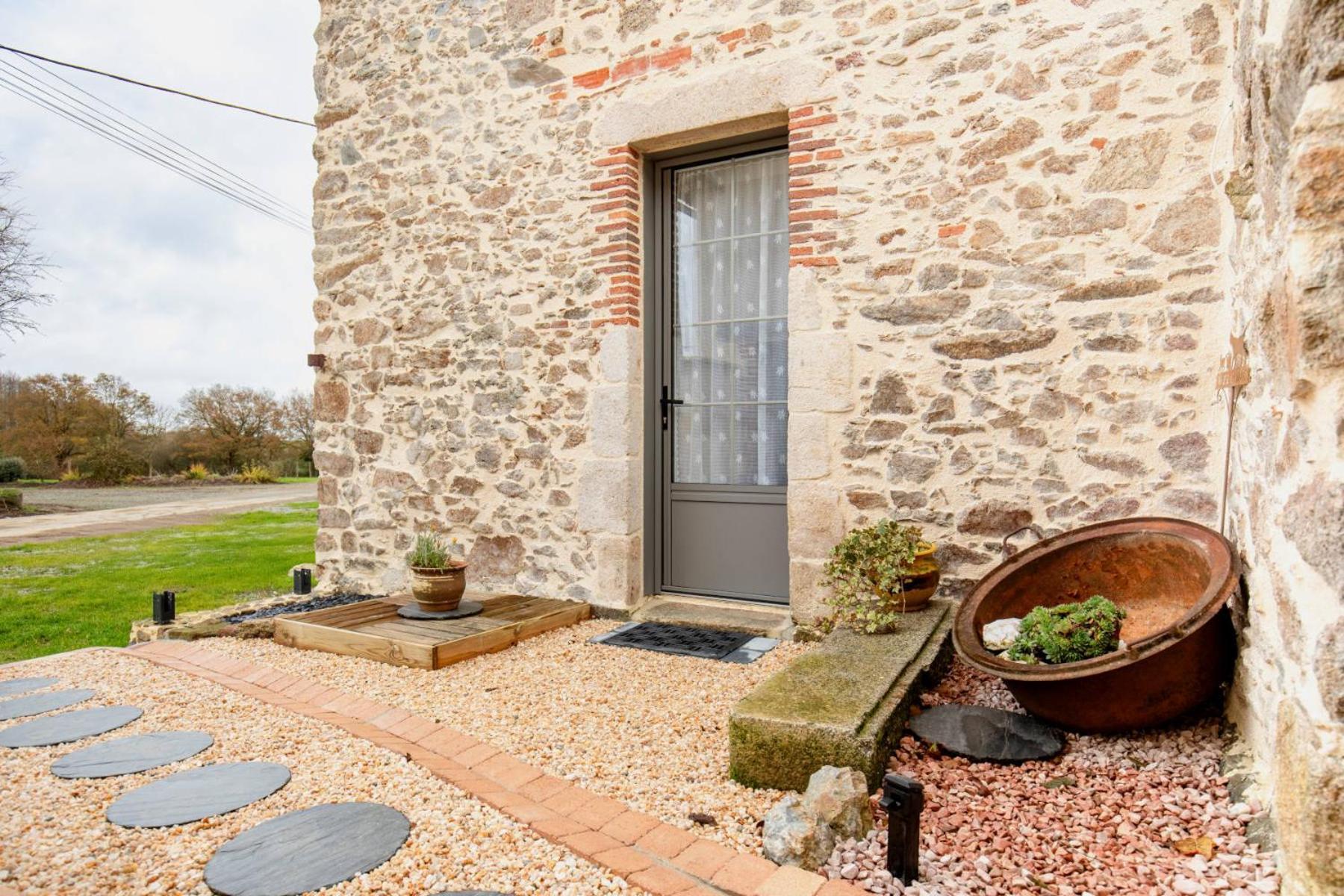 Charmant gîte à la campagne, proche du Puy du Fou, Les Charmes de Castellariis Pouzauges Extérieur photo