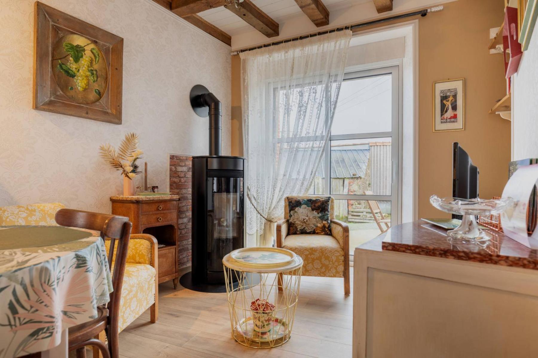 Charmant gîte à la campagne, proche du Puy du Fou, Les Charmes de Castellariis Pouzauges Extérieur photo